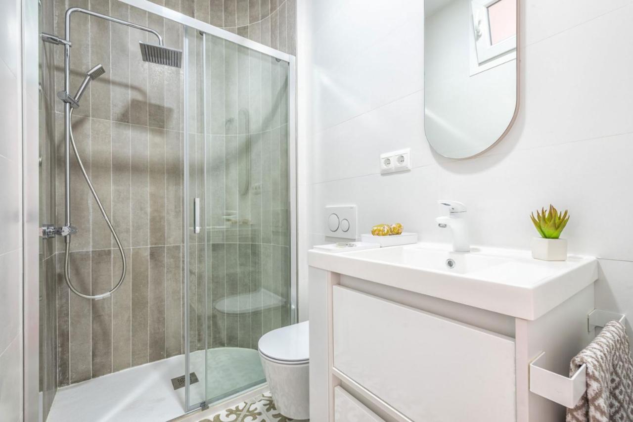 Pinzon Apartment In Malaga By Solaga Holiday Homes Extérieur photo